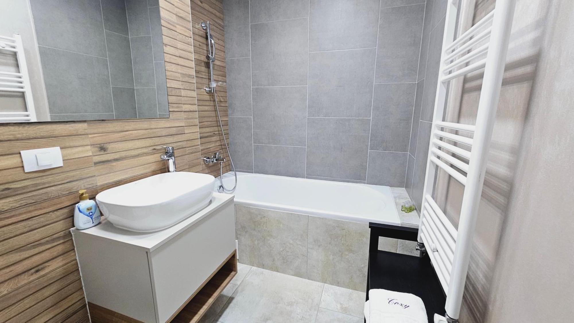 Cozy Apartments - Panoramic Suites Near Coresi Mall #Μπρασόβ Εξωτερικό φωτογραφία